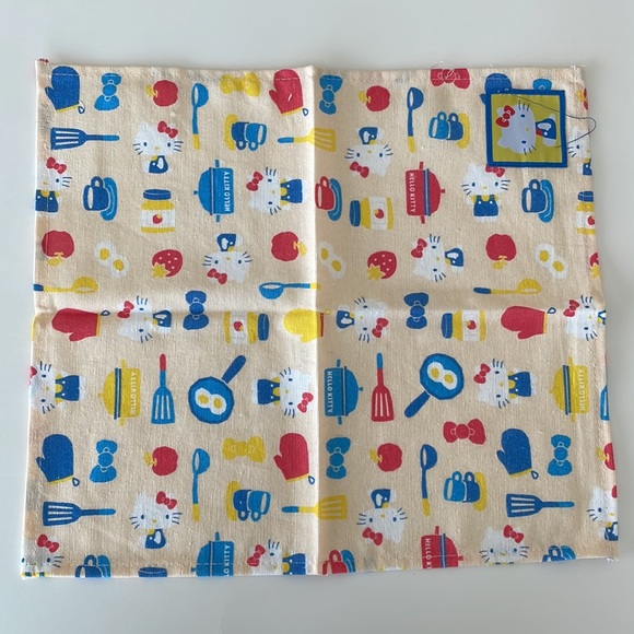 Hello Kitty Kitchen Towels - Picture 4 of 6